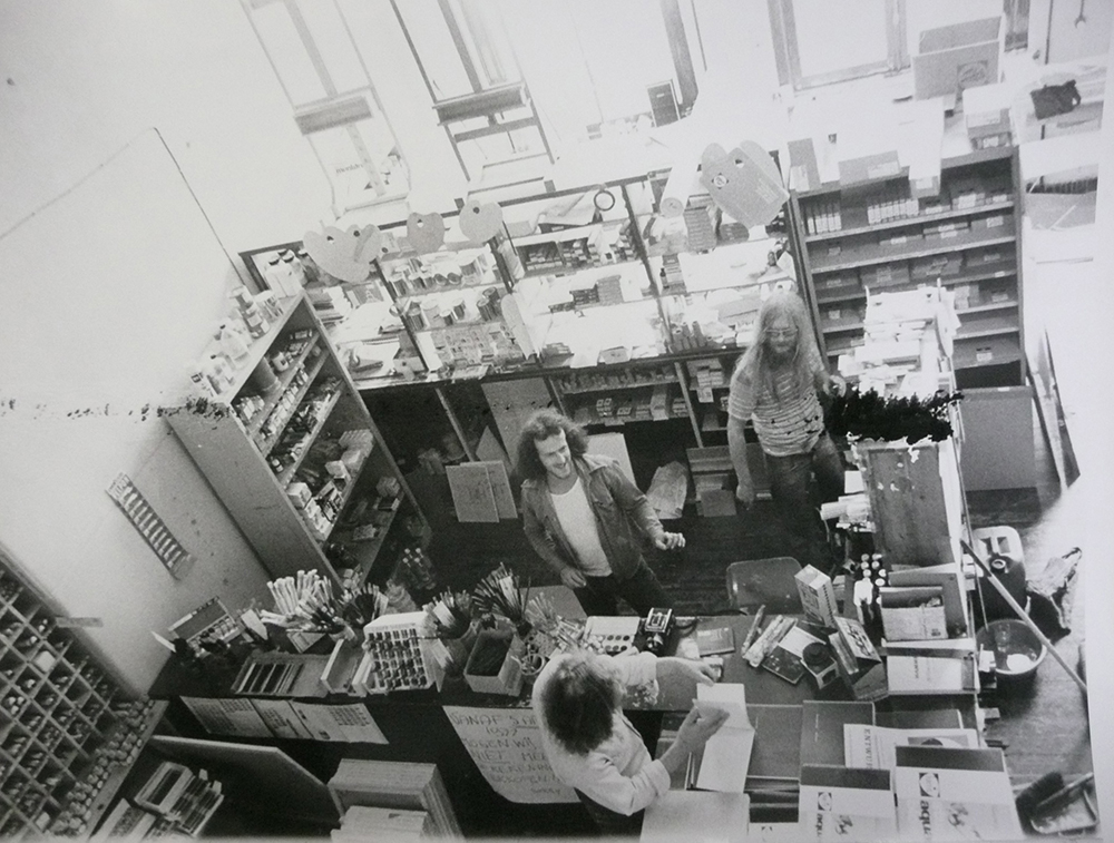 Materialenwinkeltje De Gheijnstraat van Frits Droog en Gerrit Alberts (1977)